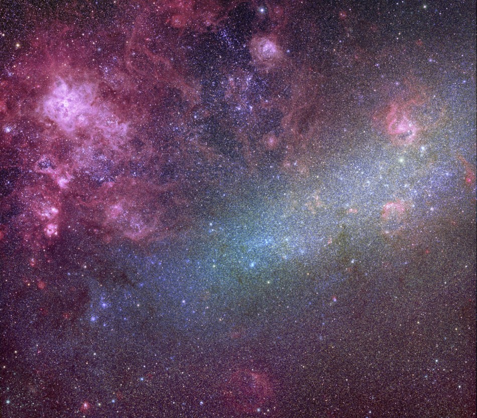 <a href='https://apod.nasa.gov/apod/ap101016.html'>大マゼラン銀河<br/>The Large Cloud of Magellan<br/>(C)John P. Gleason</a>